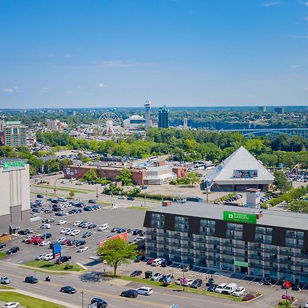 Wyndham Garden Niagara Falls Fallsview Exterior photo